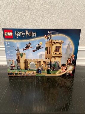 LEGO Harry Potter
Hogwarts Castle:
Flying Lessons